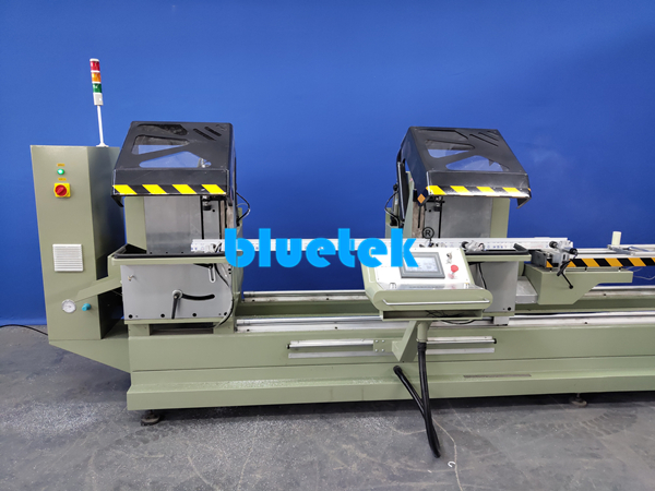Double Head Saw Machine