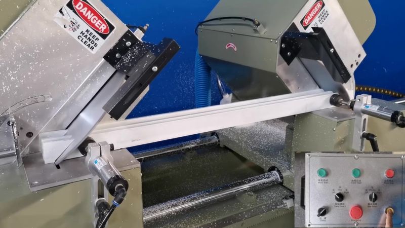 45 Degrees Cutting of PVC Window Double Mitre Cutting Saw