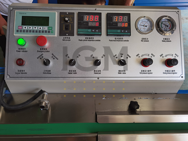 Insulating Glass Butyl Glue Coating Machine