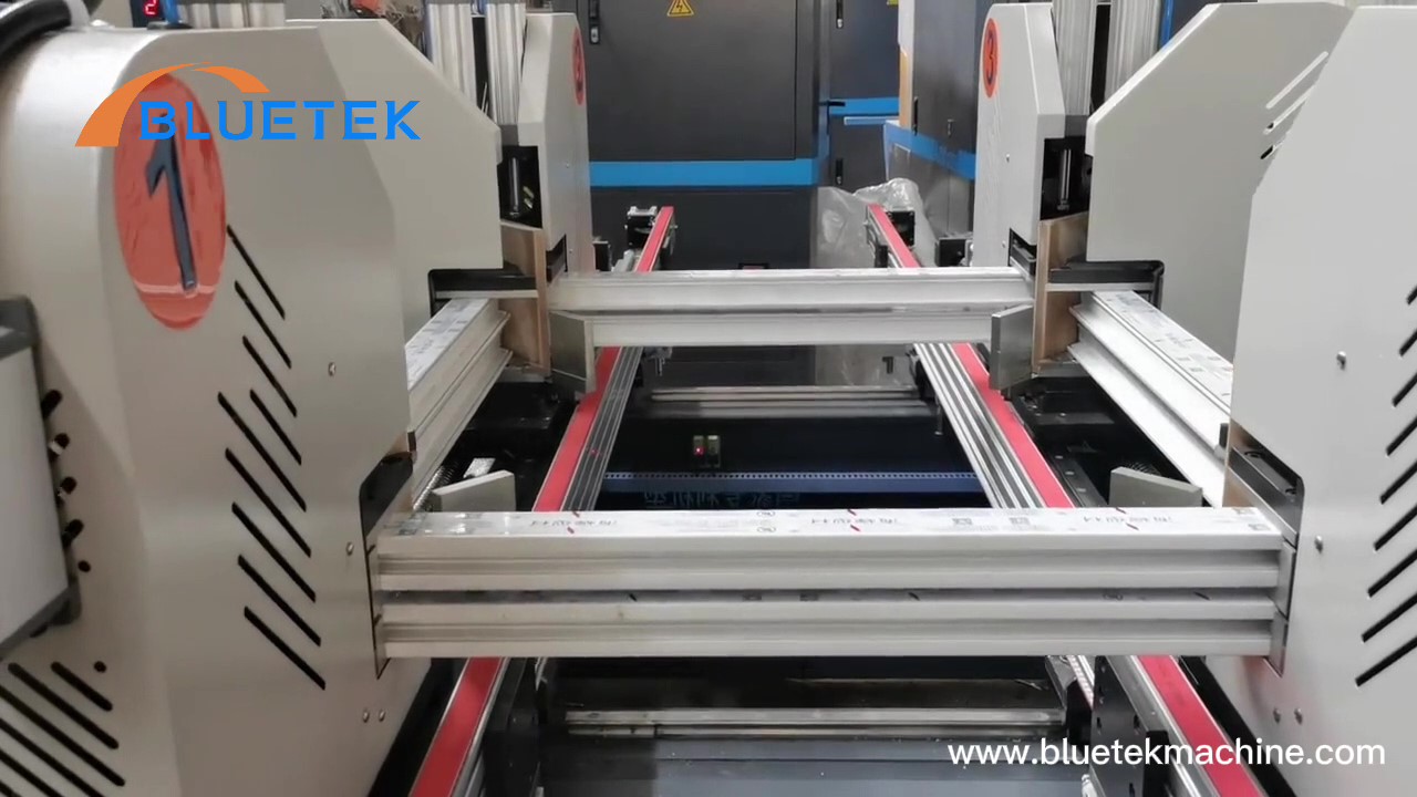 Double Layers Welding Of UPVC window welding machine