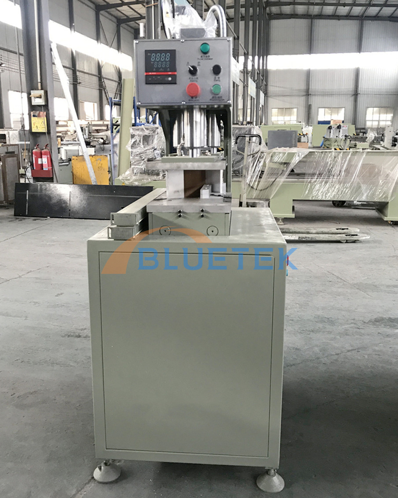 Single Head UPVC Corner Welding Machine of Window Door.jpg