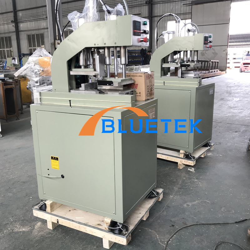 PVC window door welding machine (11).jpg