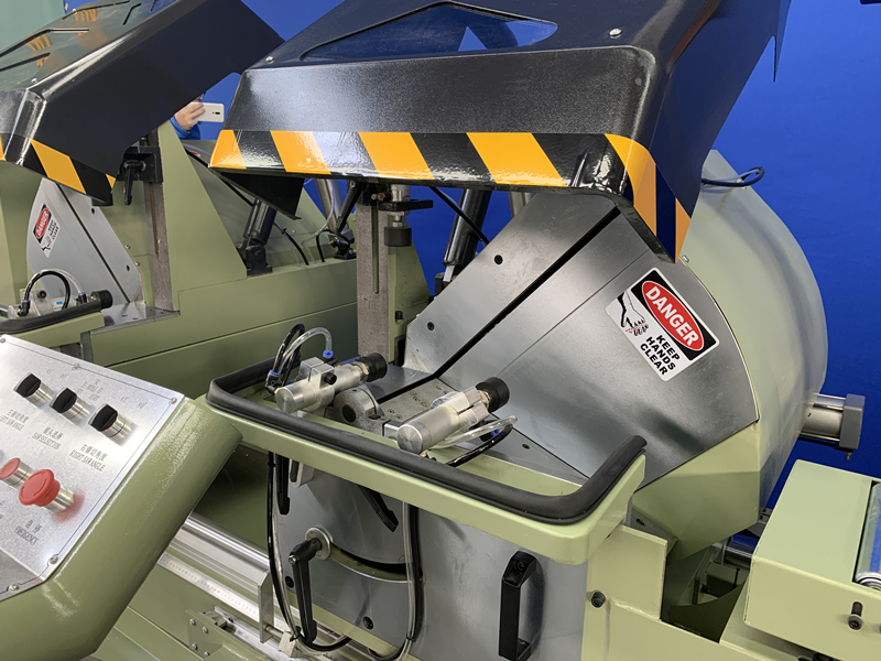 Cutting Heads of double head cutting machine aluminium price