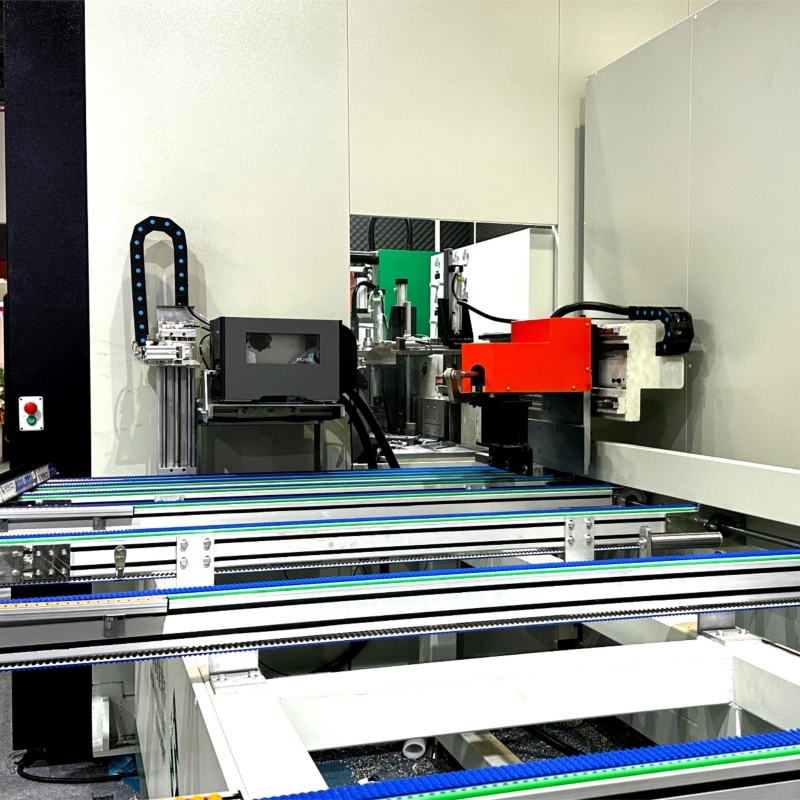 Automatic unloading device and printer