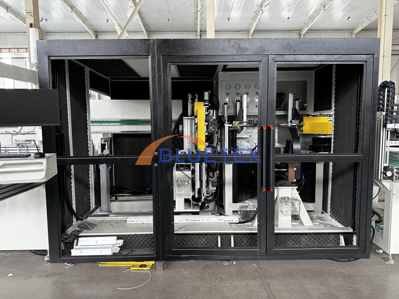 processing part of UPVC Window Door Machining Center